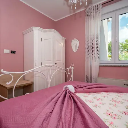 Holiday Home Villa Ivana Stinjan